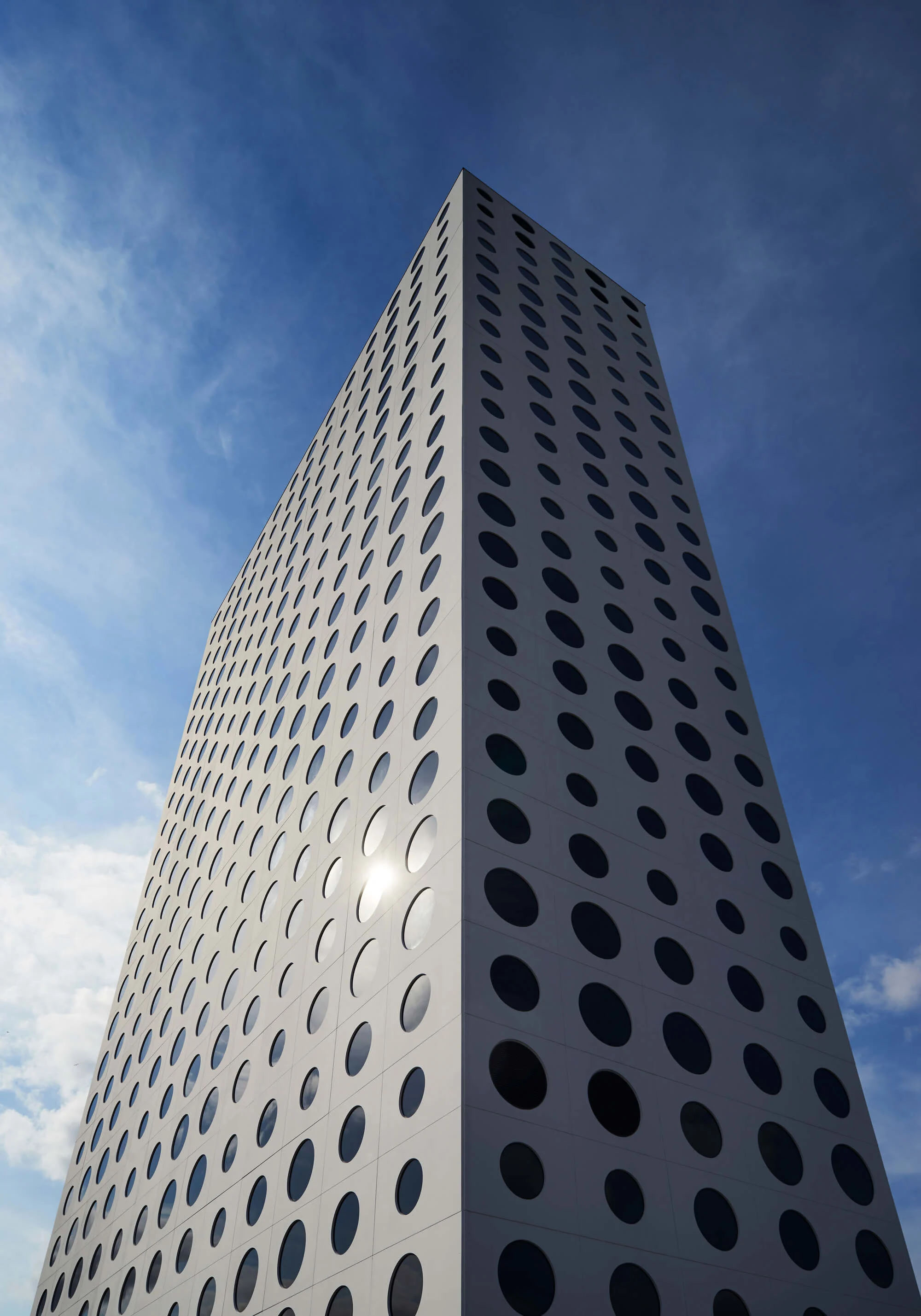 Quality Hotel Strawberry Arena Exterior Facade Original